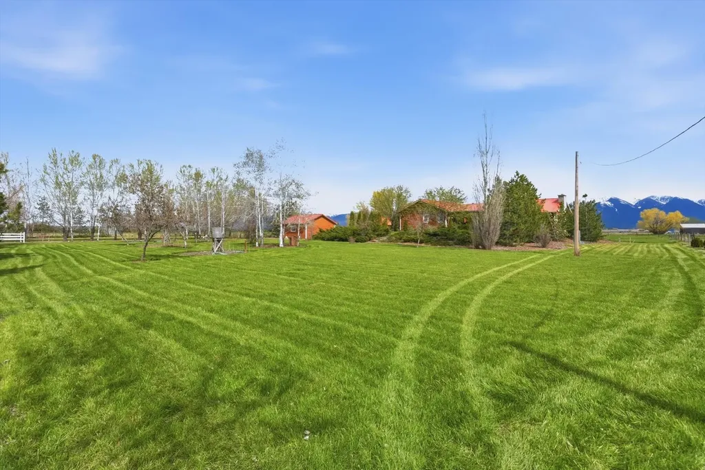 52772 Herak Road Charlo MT 59824
