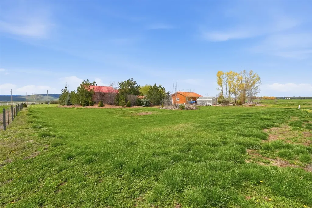 52772 Herak Road Charlo MT 59824