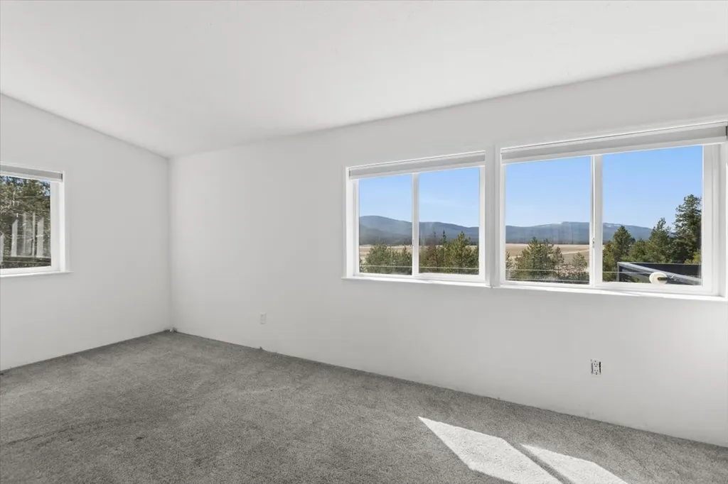 162 Mcgregor Meadows Road W Marion MT 59925
