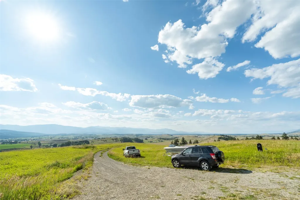 11 Vista View Drive Eureka MT 59917