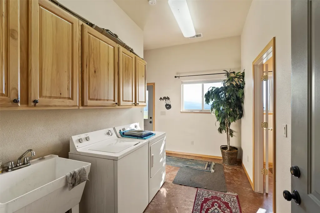 11 Vista View Drive Eureka MT 59917