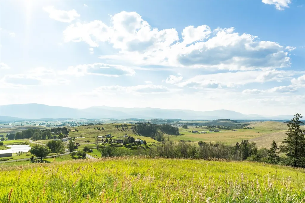 11 Vista View Drive Eureka MT 59917