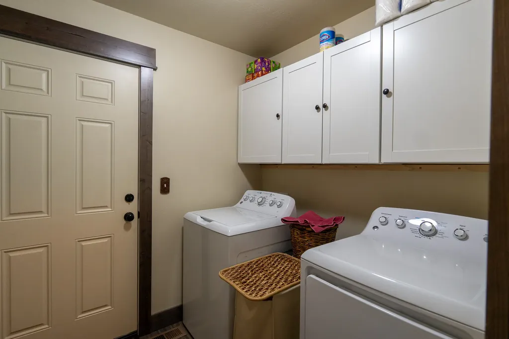 2993 Arendelle Road East Helena MT 59635