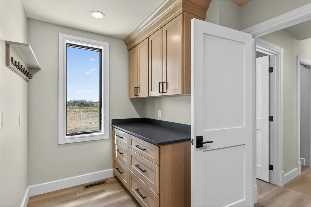 2 Spring View Lane Great Falls MT 59404