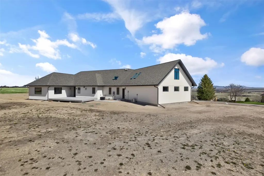 2 Spring View Lane Great Falls MT 59404