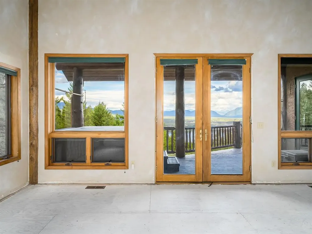 317 Wolf Run Drive Whitefish MT 59937