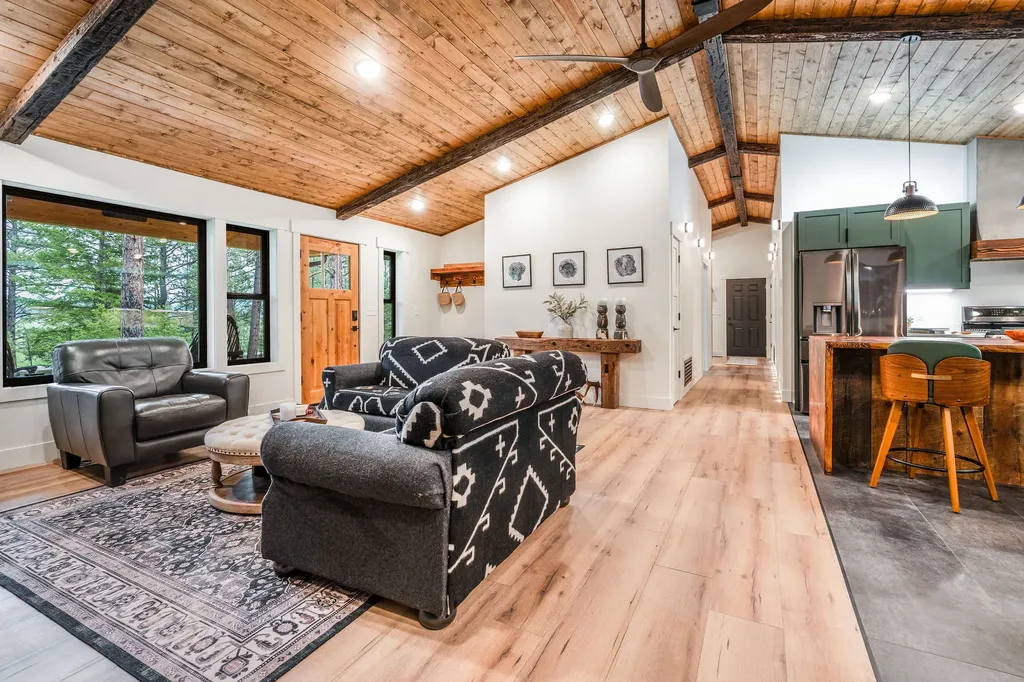 3219 Bear Creek Road Bonner MT 59823