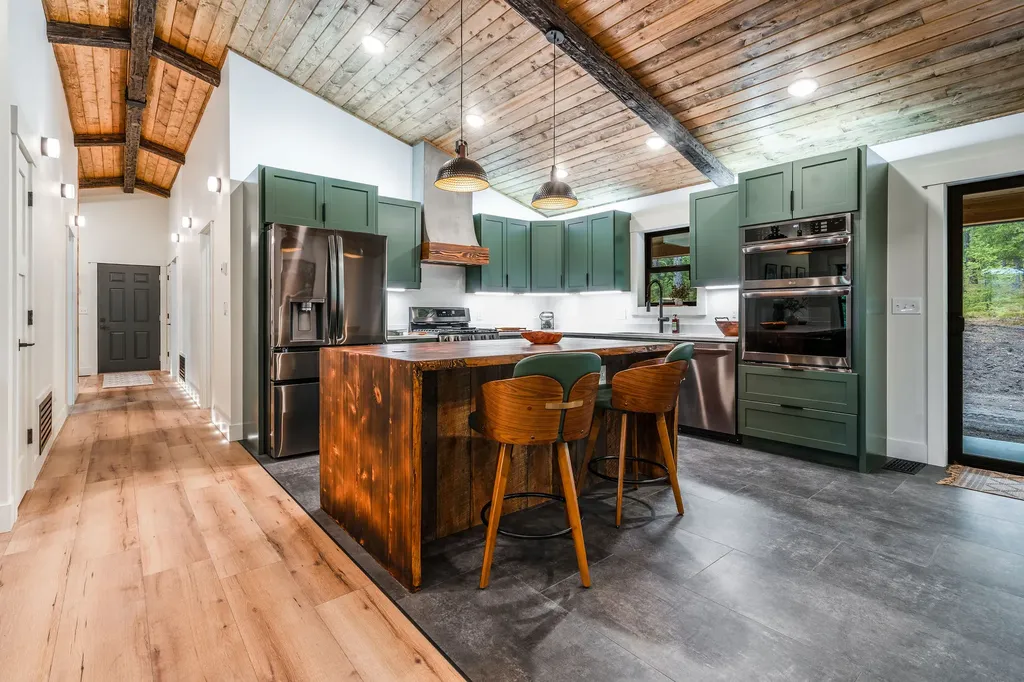 3219 Bear Creek Road Bonner MT 59823