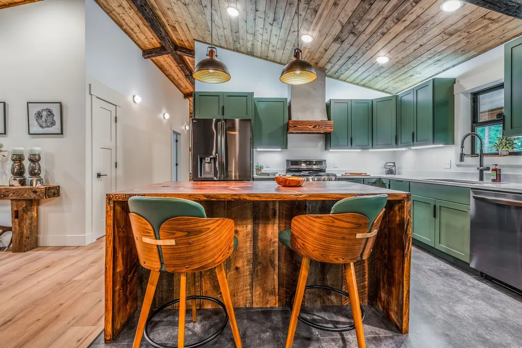 3219 Bear Creek Road Bonner MT 59823