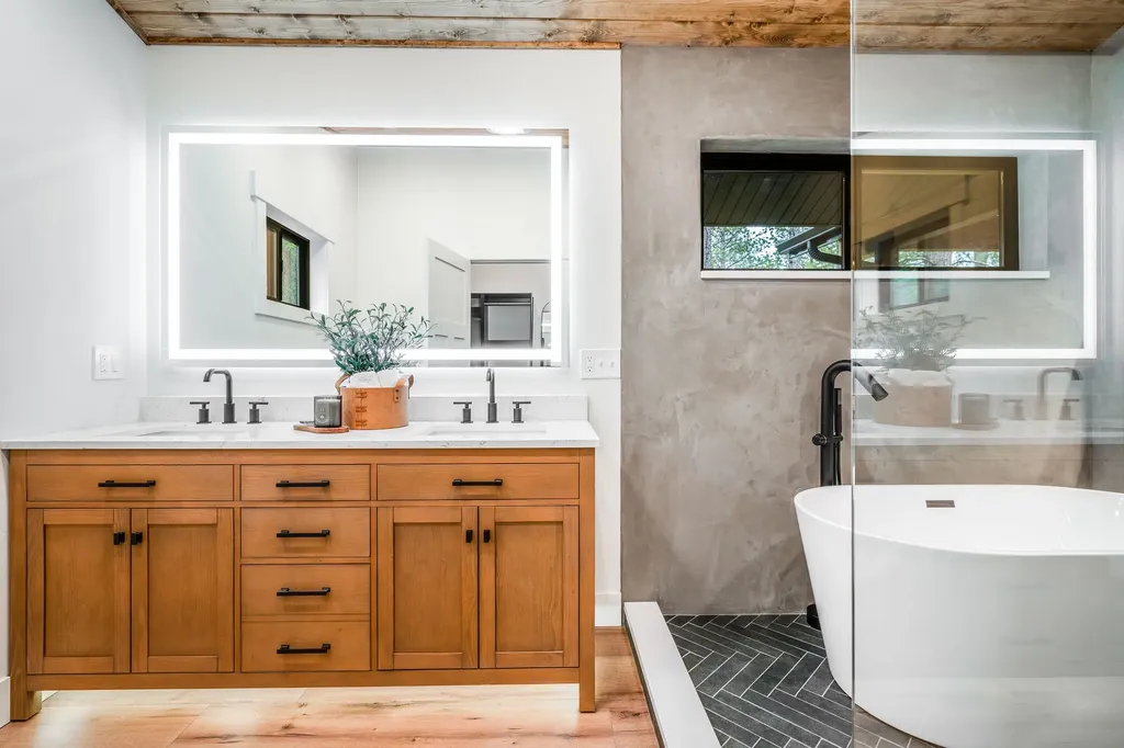 3219 Bear Creek Road Bonner MT 59823