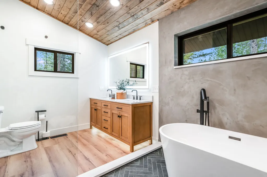 3219 Bear Creek Road Bonner MT 59823