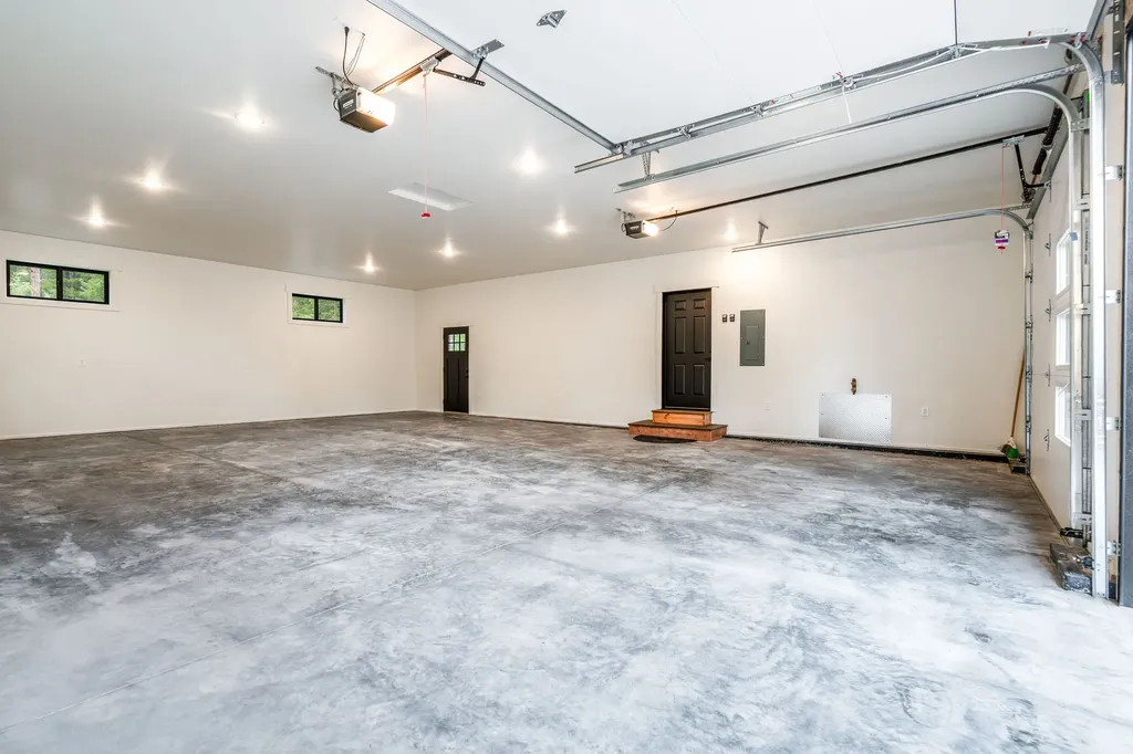 3219 Bear Creek Road Bonner MT 59823