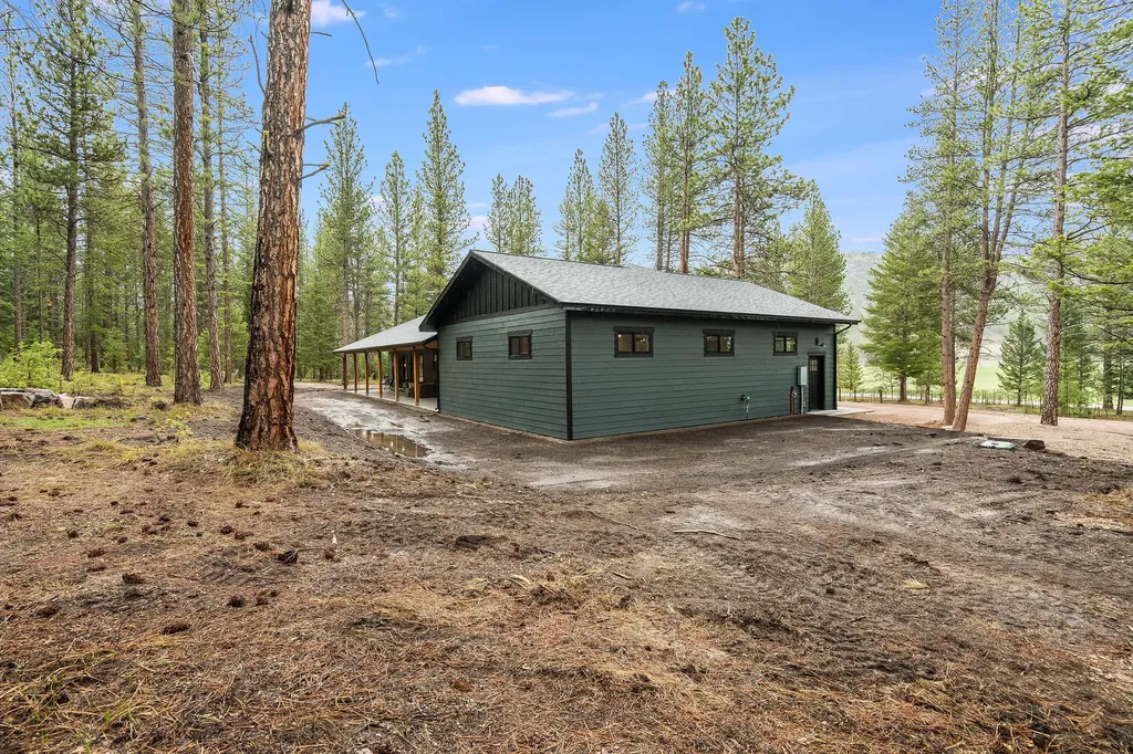 3219 Bear Creek Road Bonner MT 59823