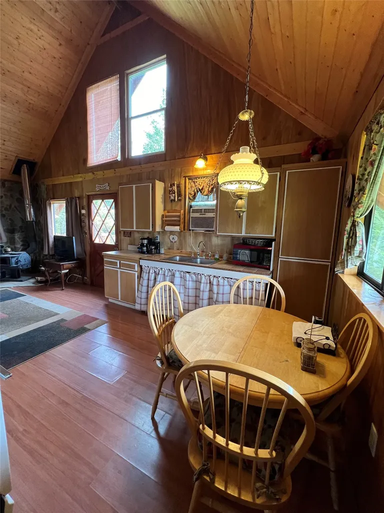 347 & 673 & Nhn Soaring Eagle Trail Fortine MT 59918