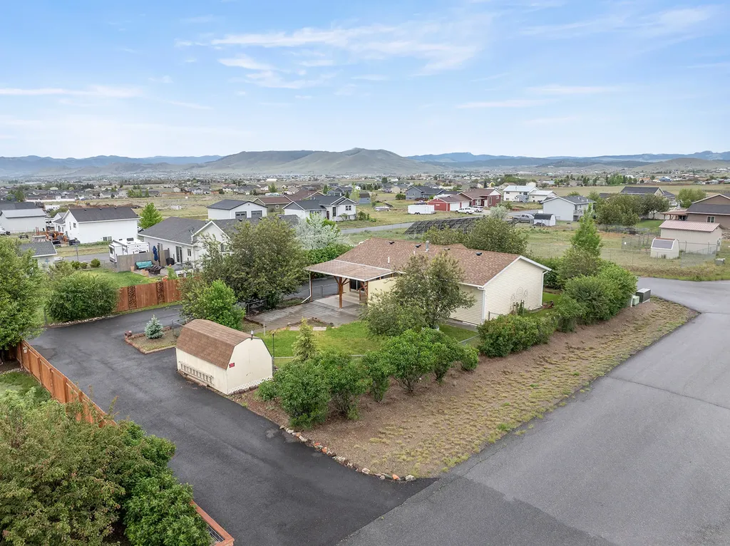 921 Darter Road Helena MT 59602