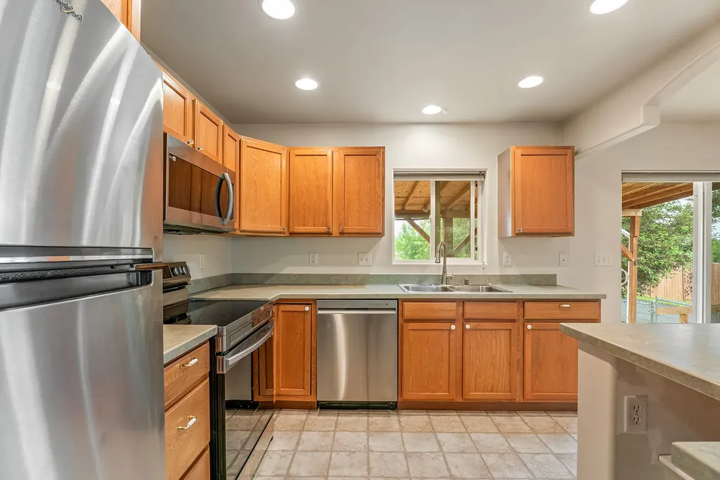921 Darter Road Helena MT 59602