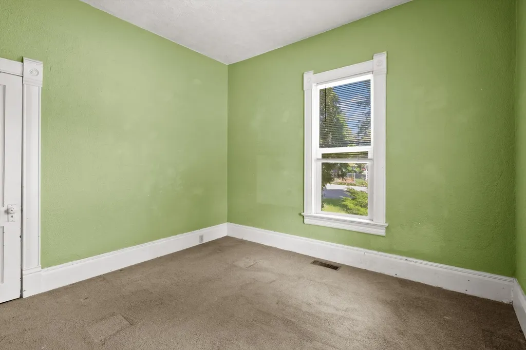 806 7th Avenue W Kalispell MT 59901
