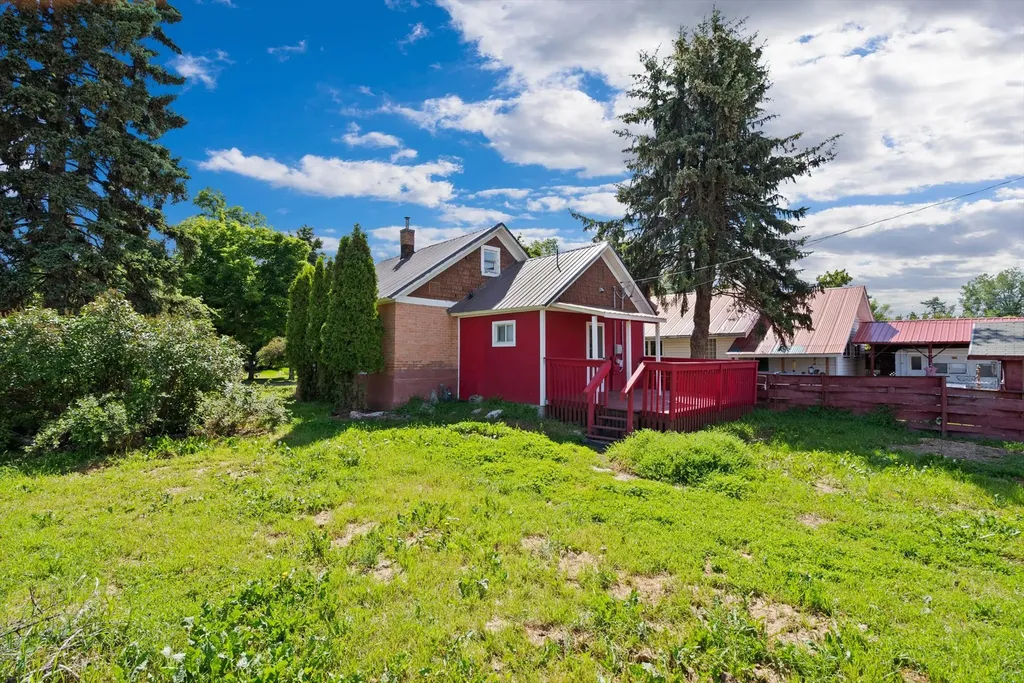 806 7th Avenue W Kalispell MT 59901