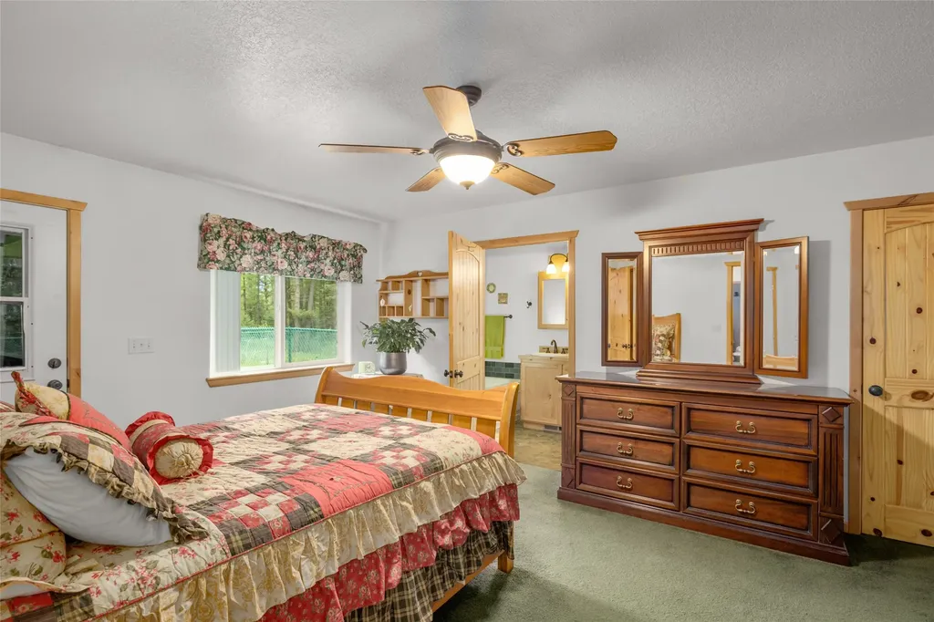 13033 Trinkus Lane Bigfork MT 59911
