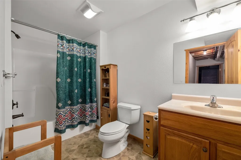 13033 Trinkus Lane Bigfork MT 59911