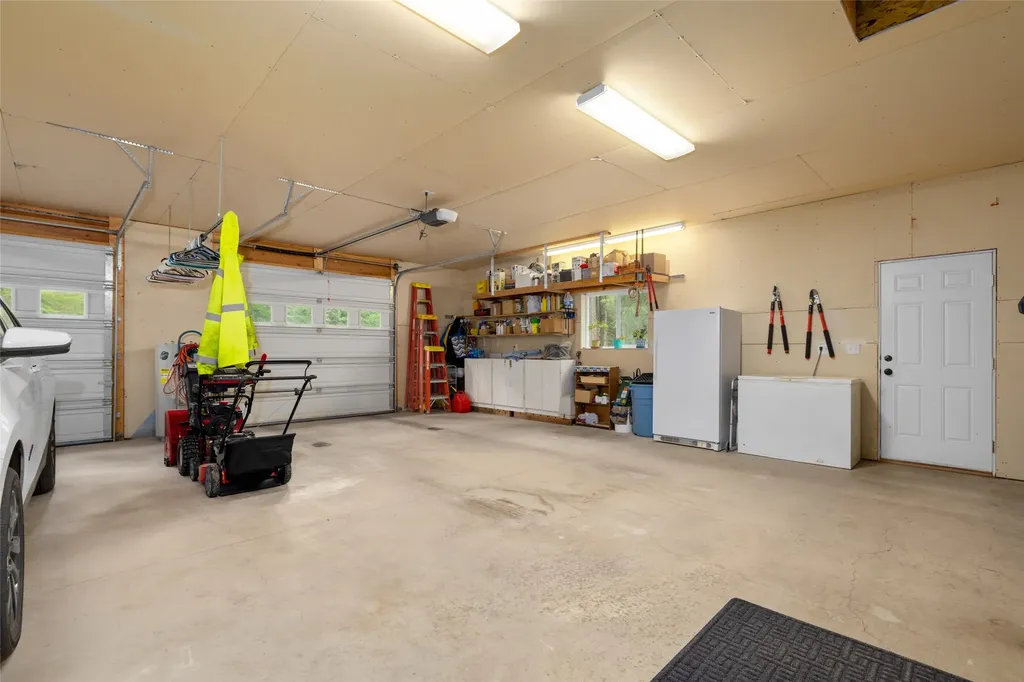 13033 Trinkus Lane Bigfork MT 59911