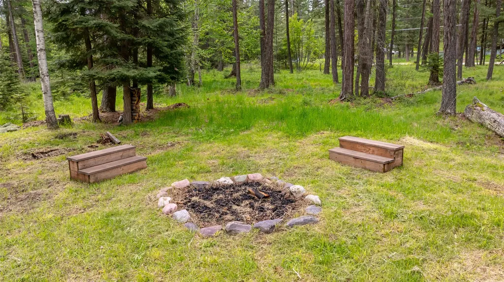 13033 Trinkus Lane Bigfork MT 59911