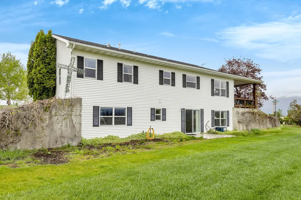 551 Fox Meadow Lane Hamilton MT 59840