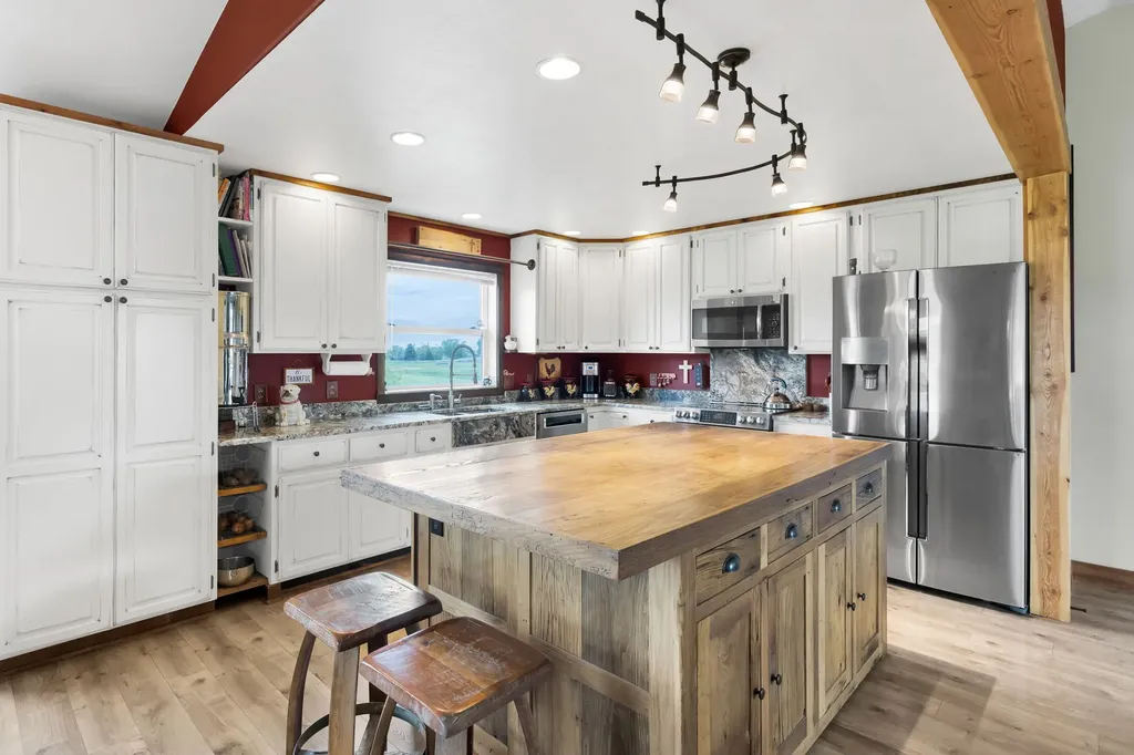 551 Fox Meadow Lane Hamilton MT 59840