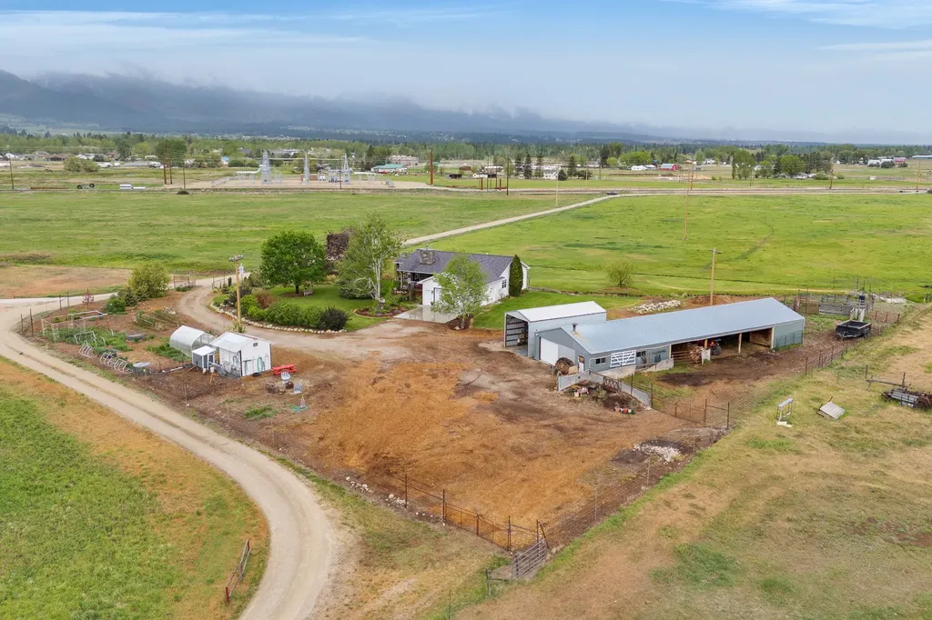 551 Fox Meadow Lane Hamilton MT 59840