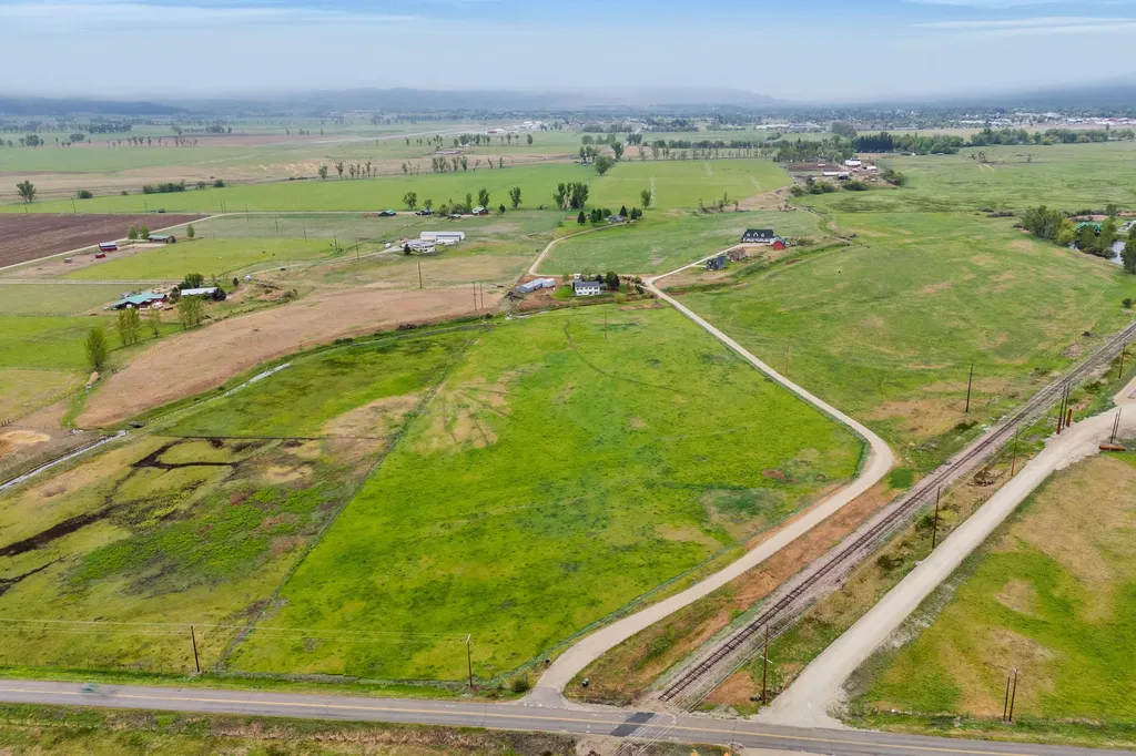 551 Fox Meadow Lane Hamilton MT 59840