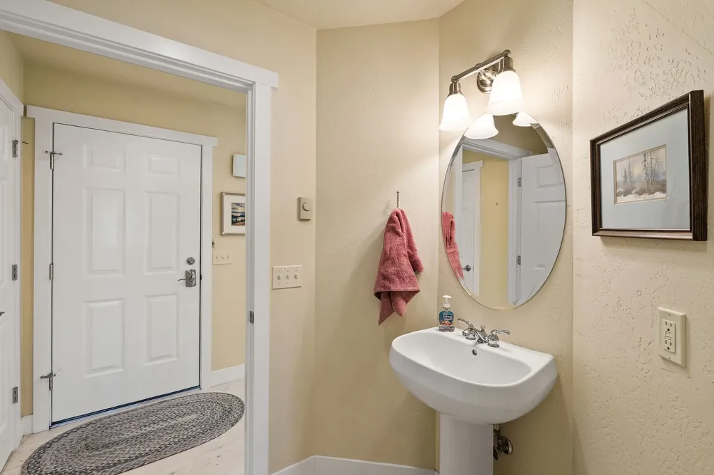2120 Marina Court Bigfork MT 59911