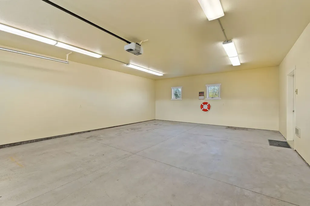 2120 Marina Court Bigfork MT 59911