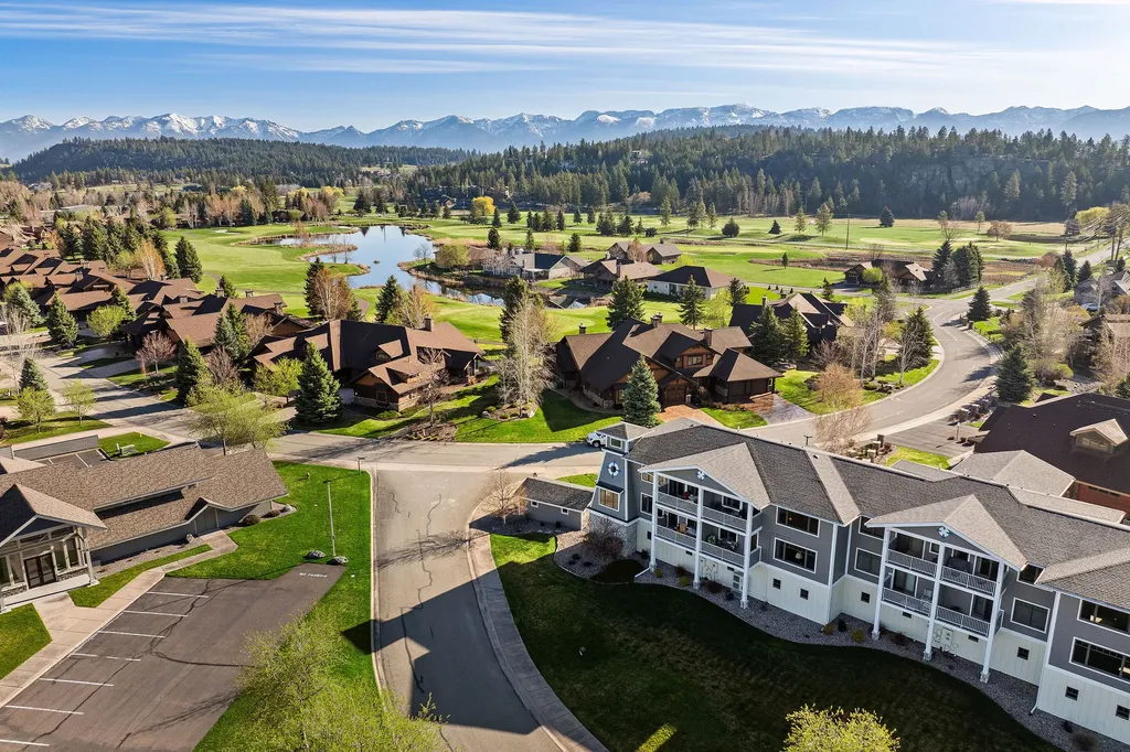 2120 Marina Court Bigfork MT 59911