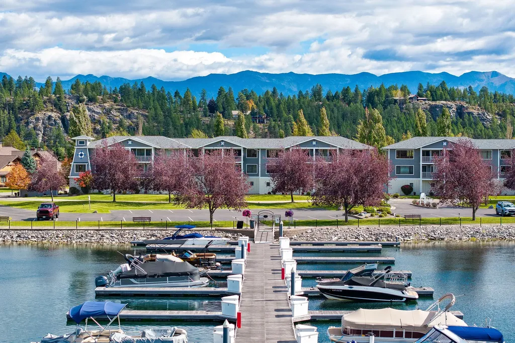 2120 Marina Court Bigfork MT 59911