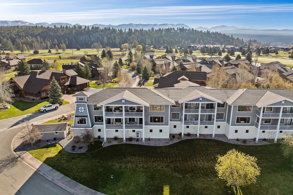 2120 Marina Court Bigfork MT 59911