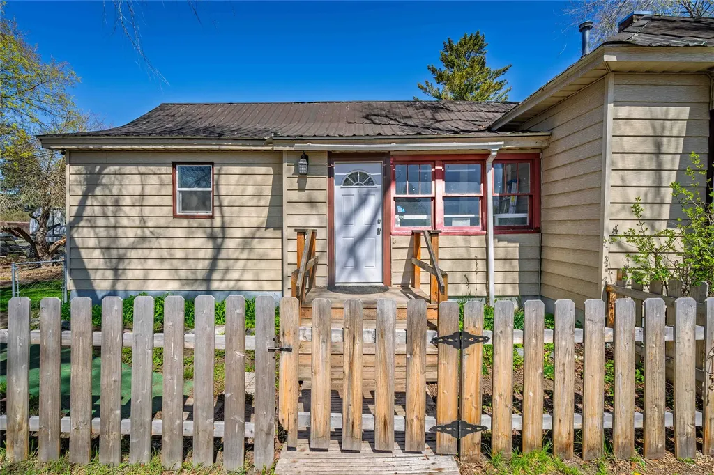 446 8th Avenue W Kalispell MT 59901