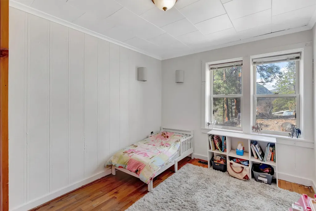818 Rosehill Lane Alberton MT 59820