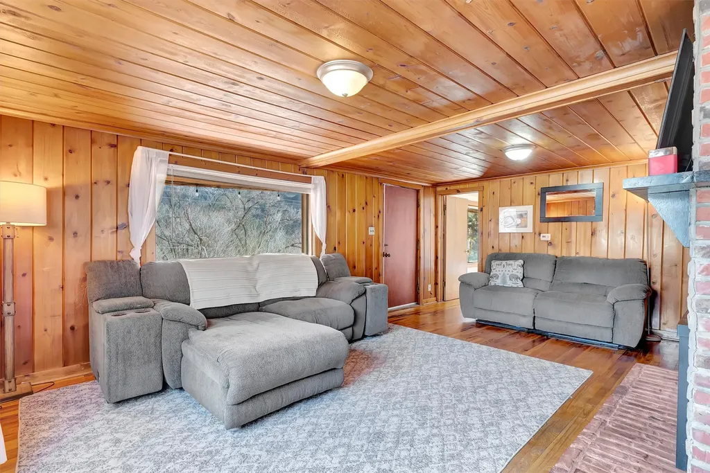 818 Rosehill Lane Alberton MT 59820