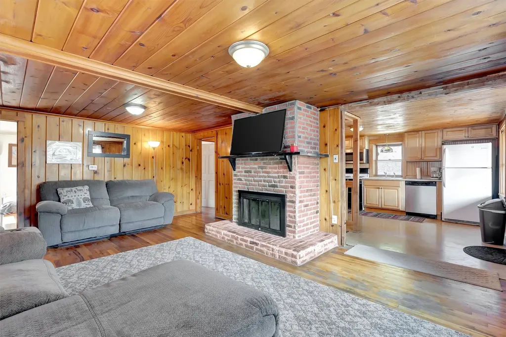 818 Rosehill Lane Alberton MT 59820