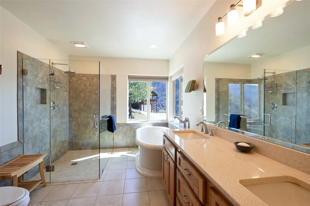 31 Wilcutt Draw Lane Paradise MT 59856