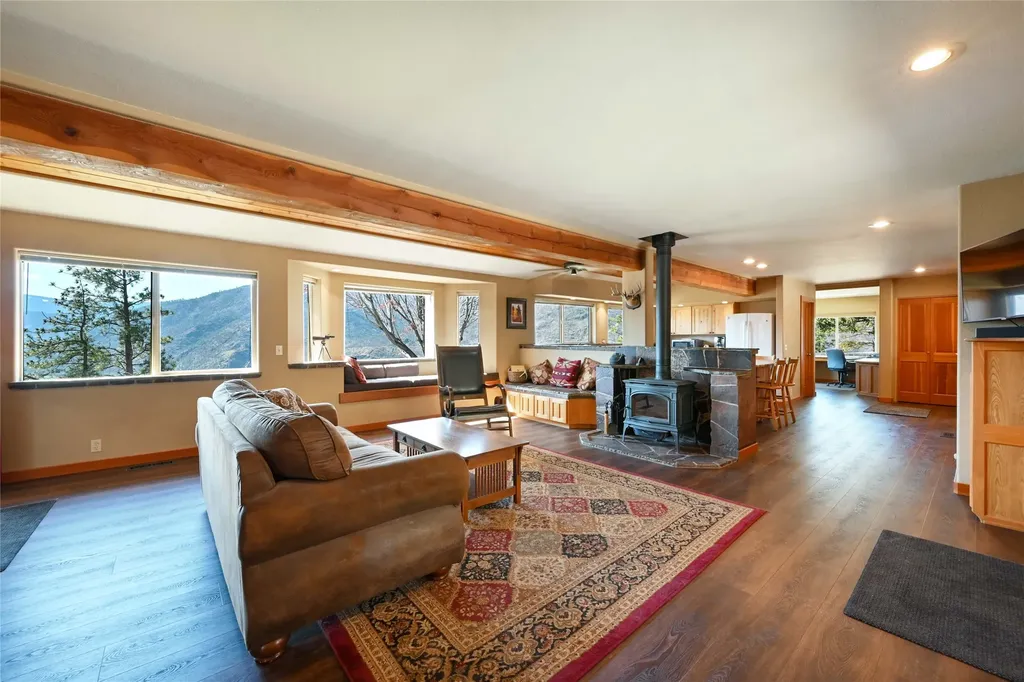 31 Wilcutt Draw Lane Paradise MT 59856