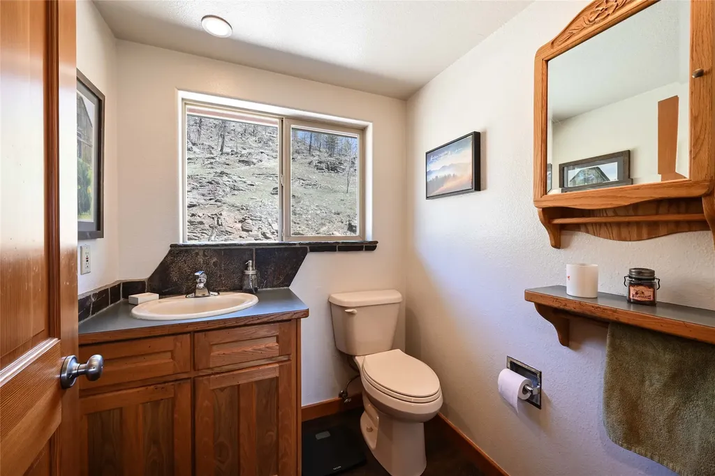 31 Wilcutt Draw Lane Paradise MT 59856