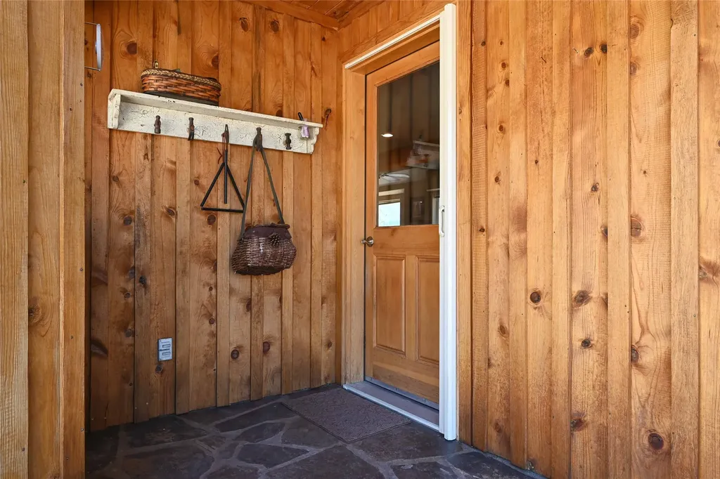31 Wilcutt Draw Lane Paradise MT 59856