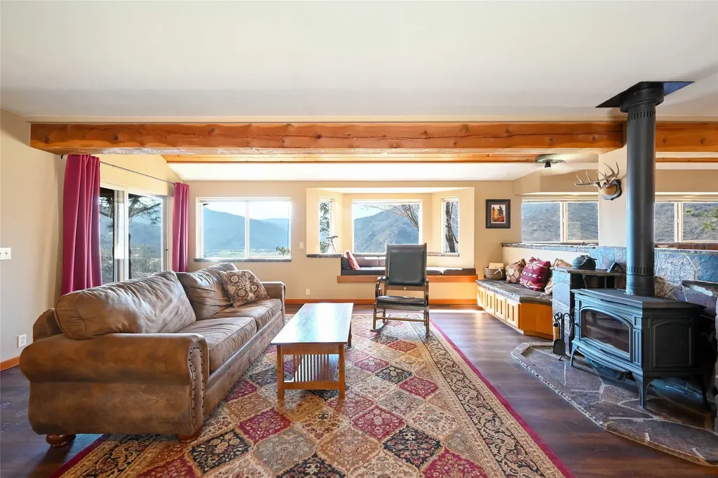 31 Wilcutt Draw Lane Paradise MT 59856