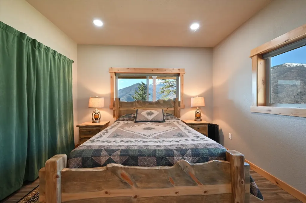 31 Wilcutt Draw Lane Paradise MT 59856