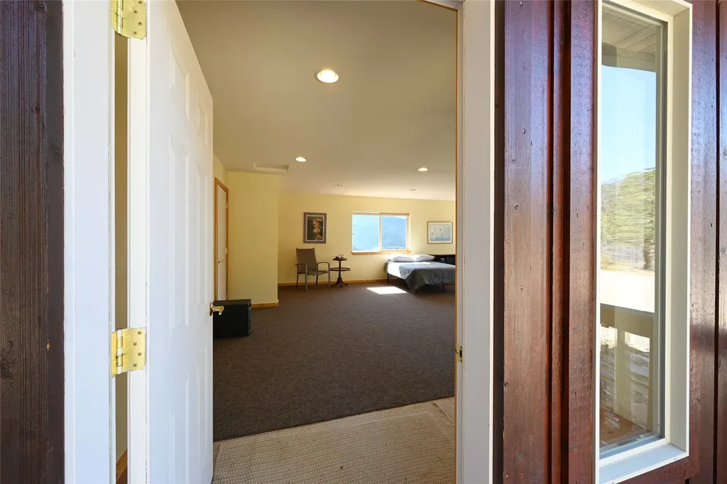 31 Wilcutt Draw Lane Paradise MT 59856
