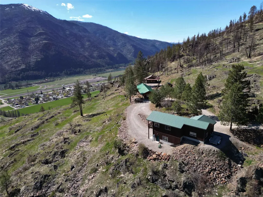 31 Wilcutt Draw Lane Paradise MT 59856