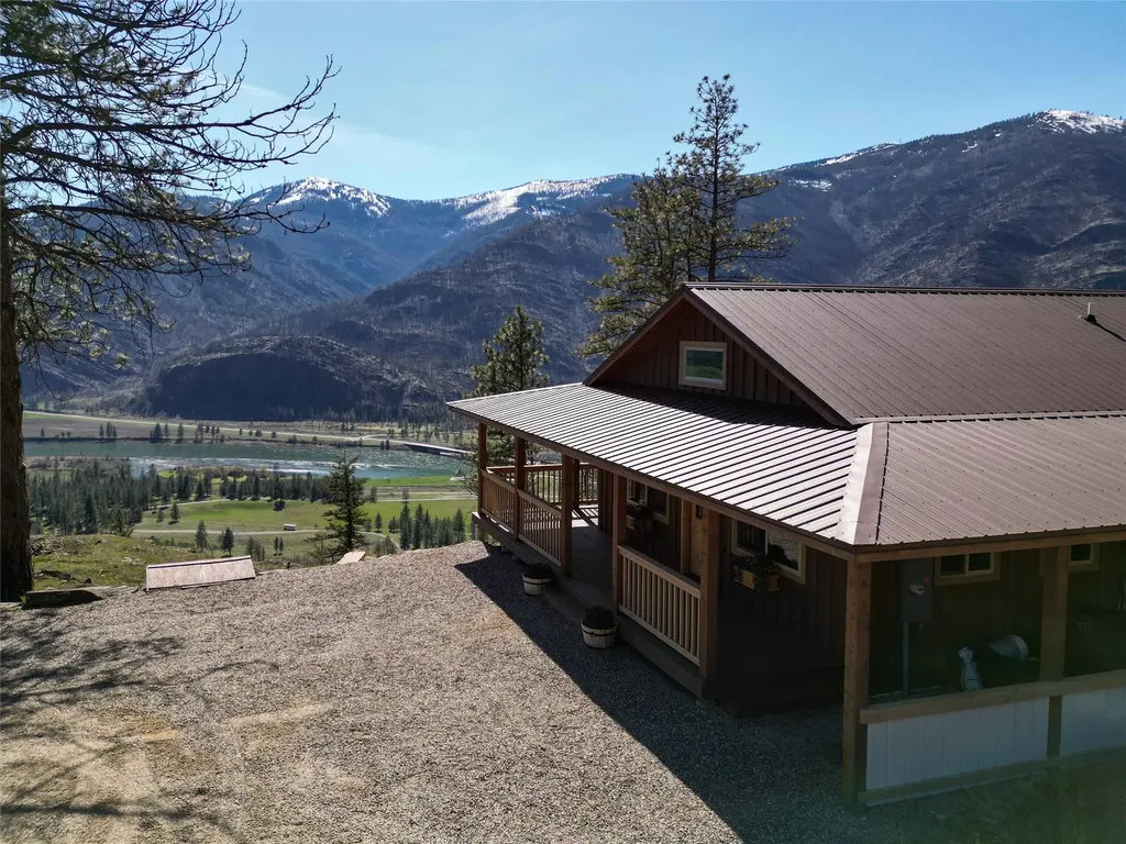 31 Wilcutt Draw Lane Paradise MT 59856