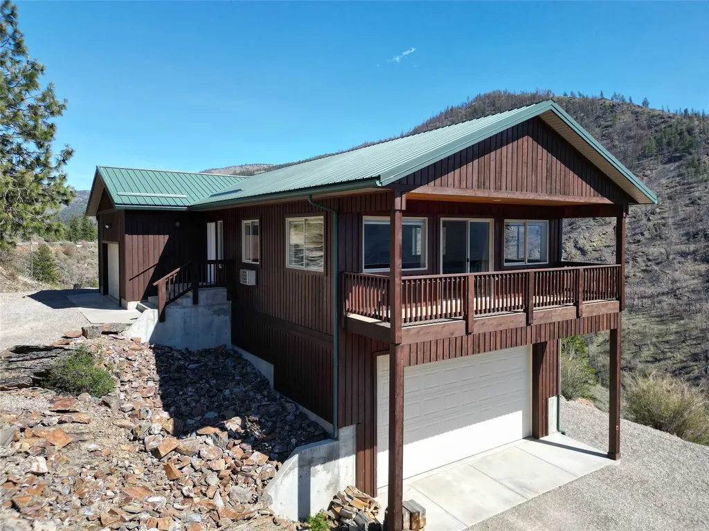 31 Wilcutt Draw Lane Paradise MT 59856