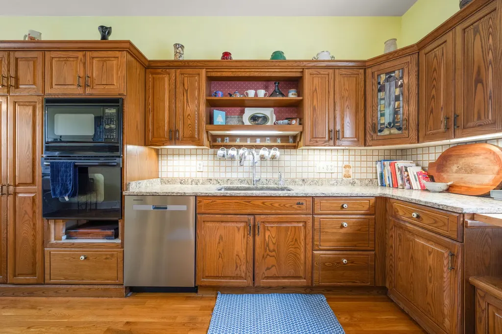 113 E Poppleton Street Sheridan MT 59749